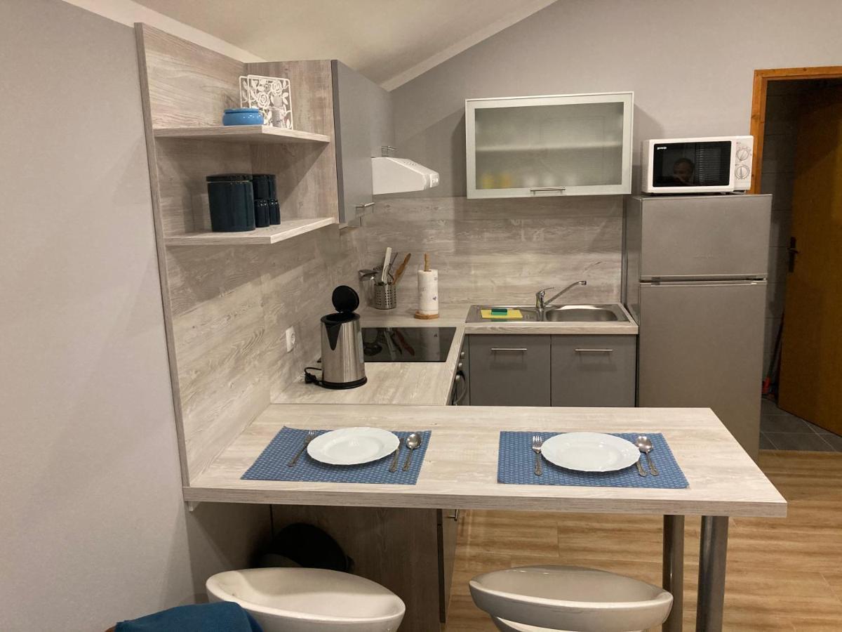 Apartman Turanj Eksteriør bilde