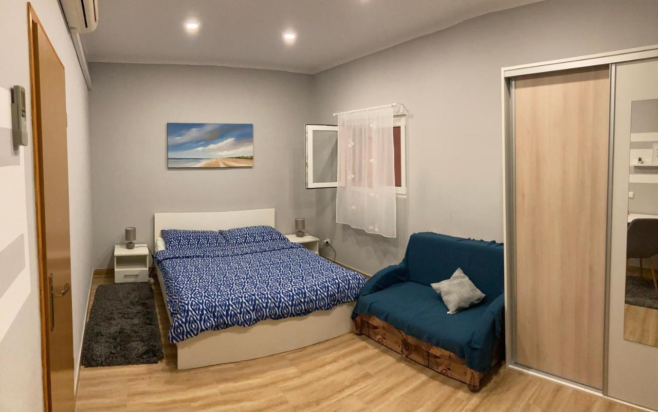 Apartman Turanj Eksteriør bilde