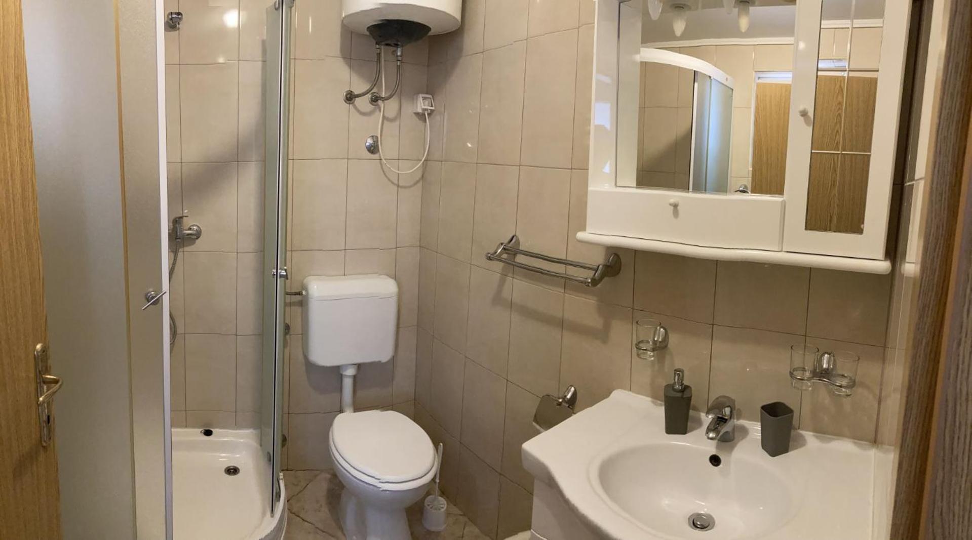 Apartman Turanj Eksteriør bilde